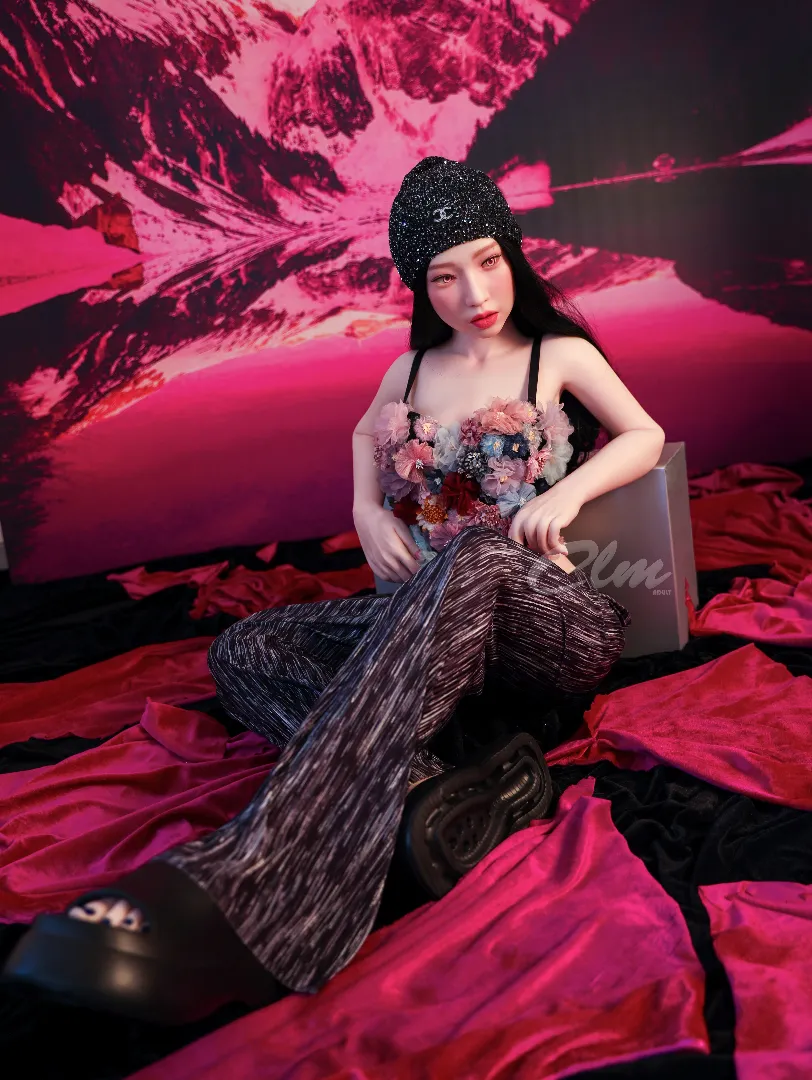 Janice: 160cm Premium Silicone Sex Doll